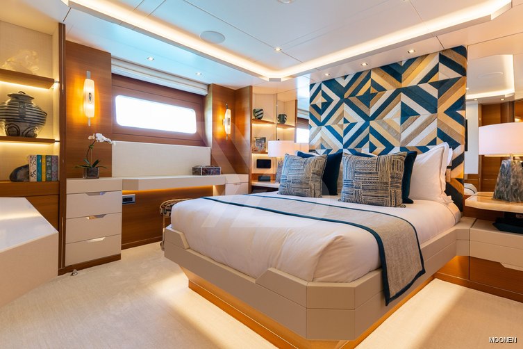 Botti yacht interior 12