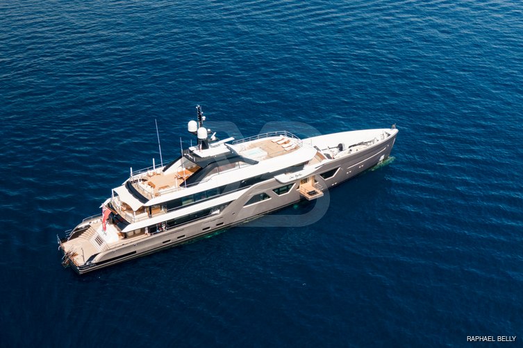 Come Together yacht exterior 13