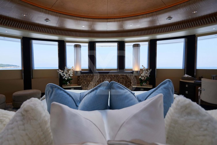 Barbara yacht interior 14