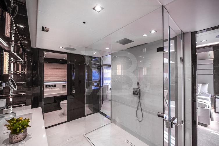 Aqua Libra yacht interior 13