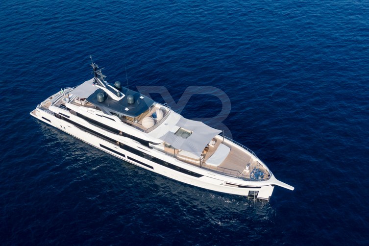 IVAH511 yacht exterior 10