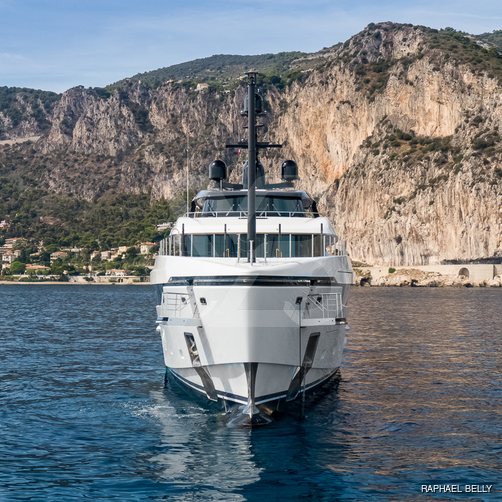 Alchemist yacht exterior 20