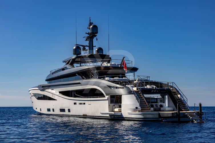 Bel1 yacht exterior 11
