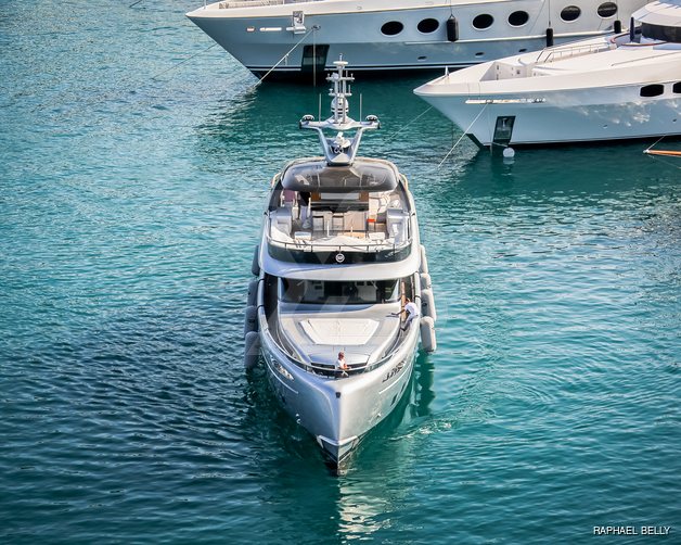 Jaaber yacht exterior 18