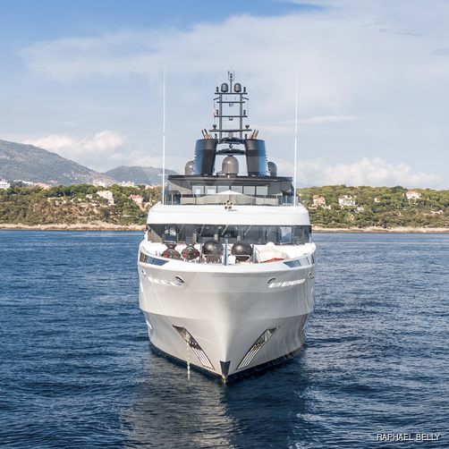 AHS yacht exterior 29