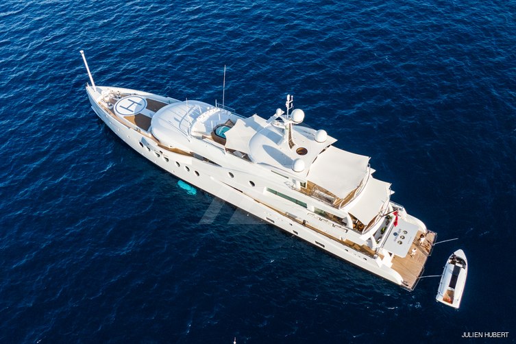 Madame Kate yacht exterior 19