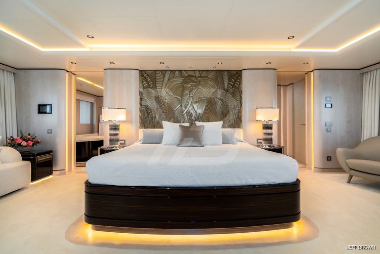 O'Pari yacht interior 14