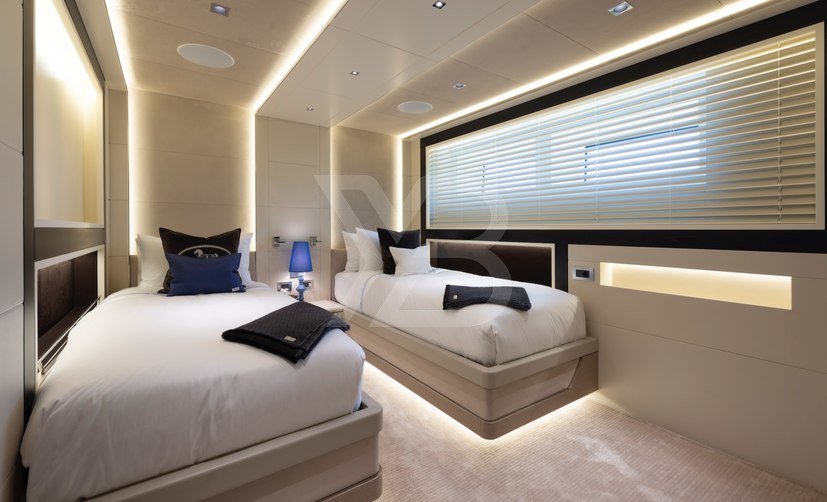 Tatiana V yacht interior 17