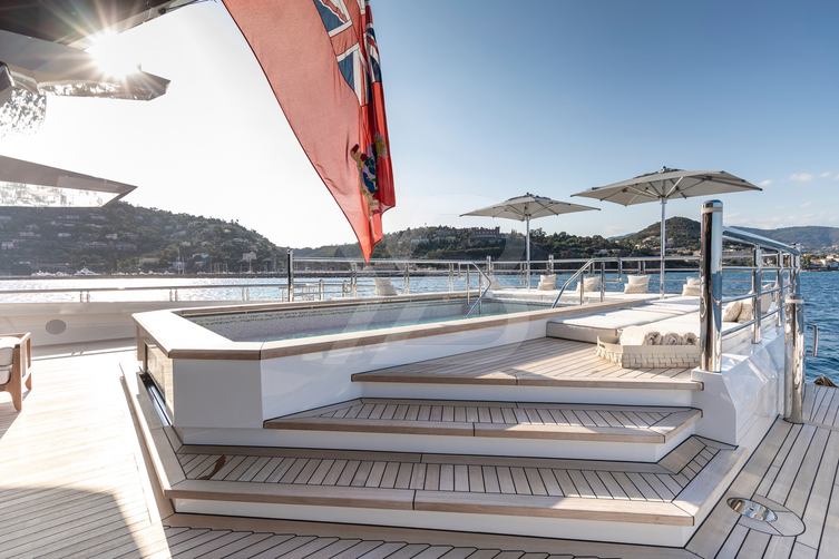 DreAMBoat 1 yacht exterior 21