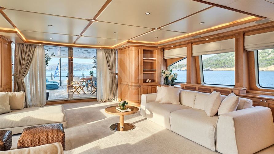 Riva I yacht interior 7