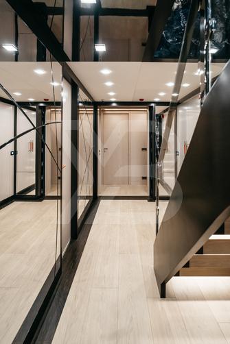 Heeus yacht interior 25