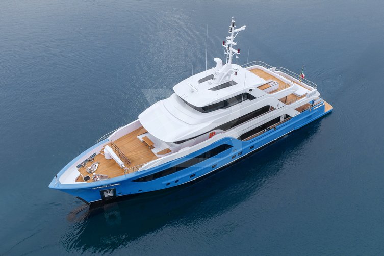 Presence yacht  5