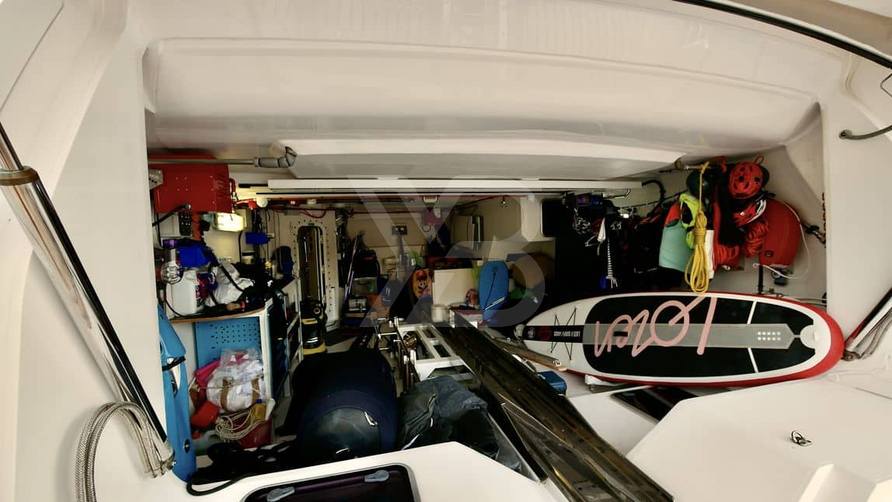 Survivor 2 yacht interior 25