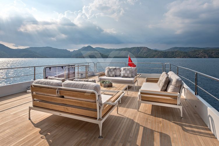 Ata G yacht exterior 6