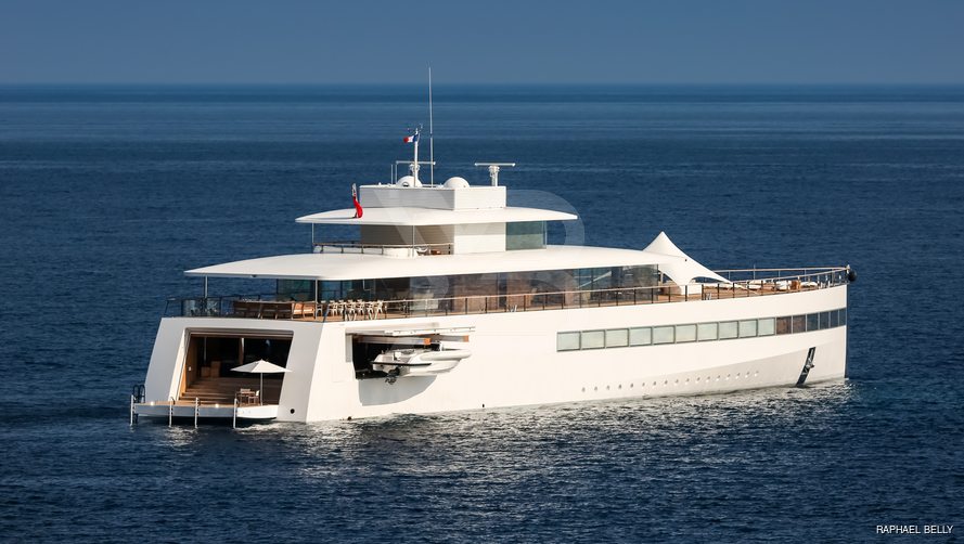 Venus yacht exterior 5