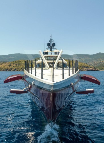 Leona yacht exterior 109