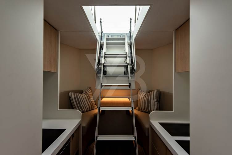 Silver Dawn yacht interior 41