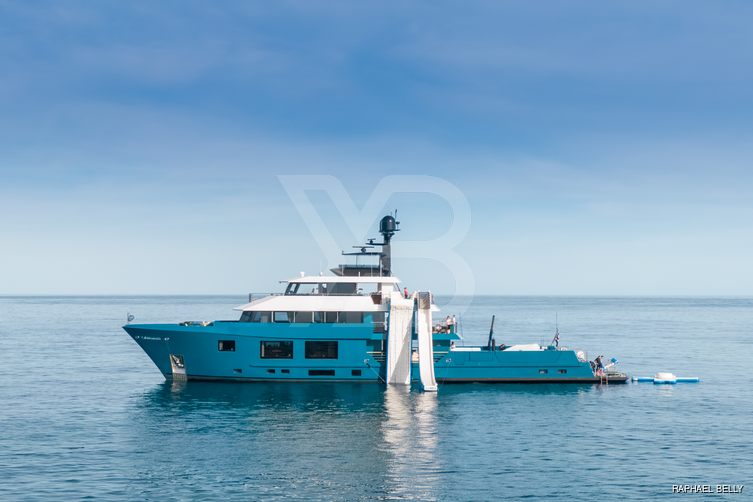 King Benji yacht exterior 27