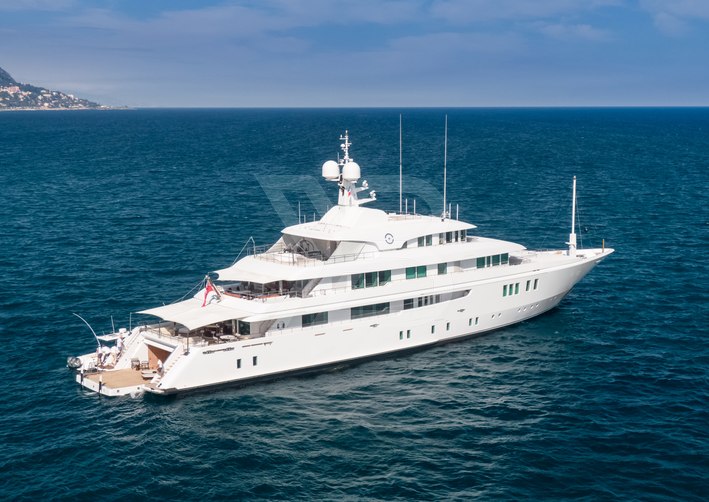 Nora yacht exterior 6