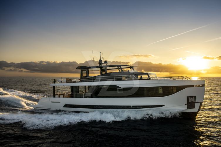 Arcadia A80new /02 yacht exterior 2