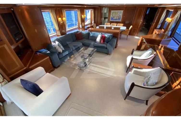 Turk's yacht interior 7