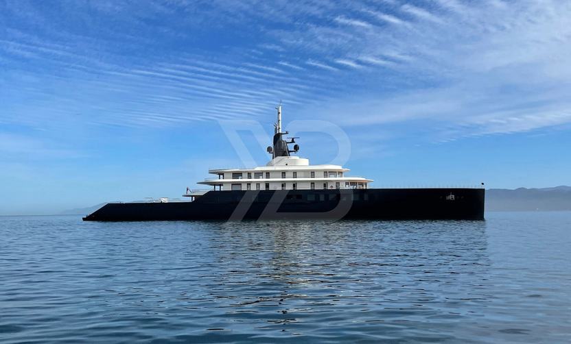 Liva yacht exterior 17