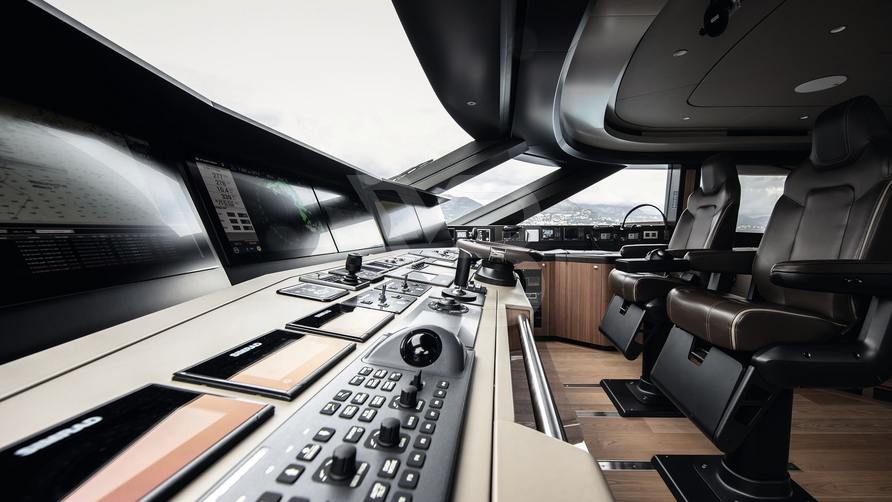 Special One yacht interior 41