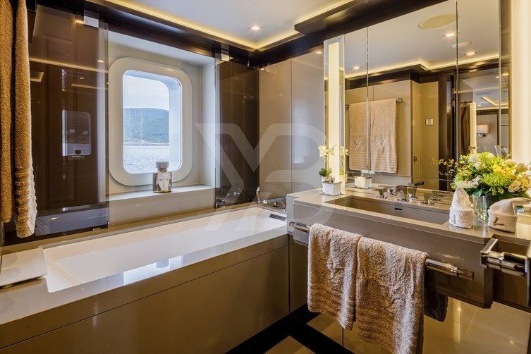 Lady Vera yacht interior 39