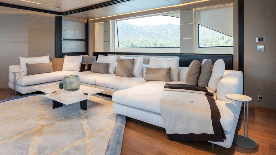 Tatiana V yacht interior 11