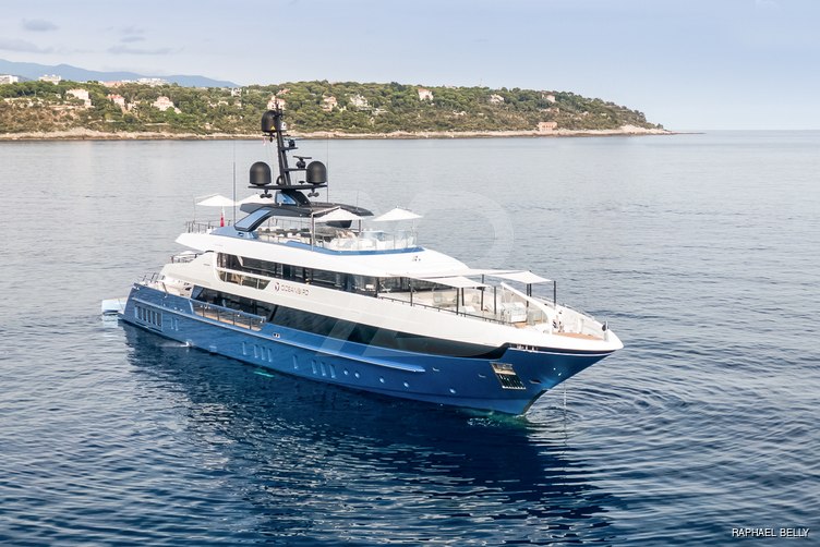 Oceanbird yacht exterior 14