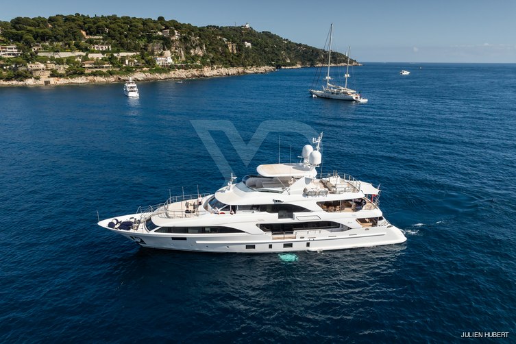 Lady Lillian yacht exterior 8