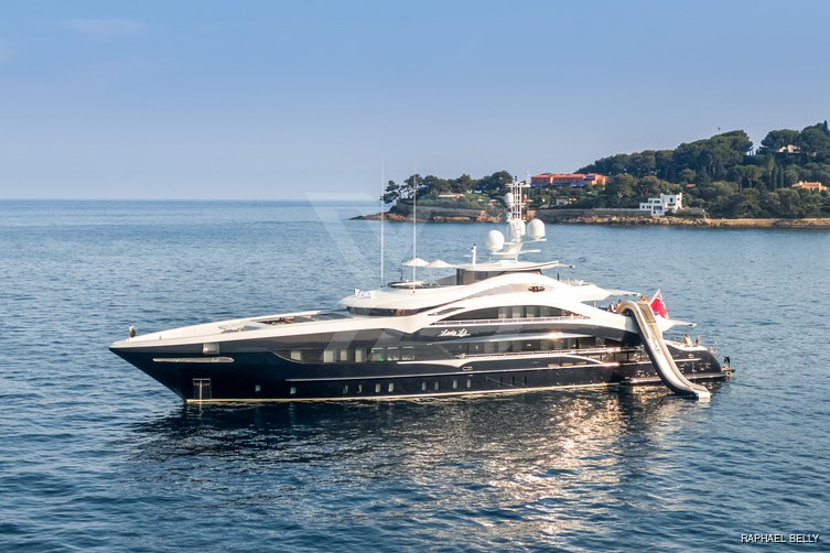 Julia yacht exterior 18