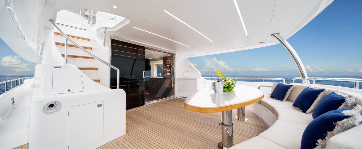 Askari yacht interior 5