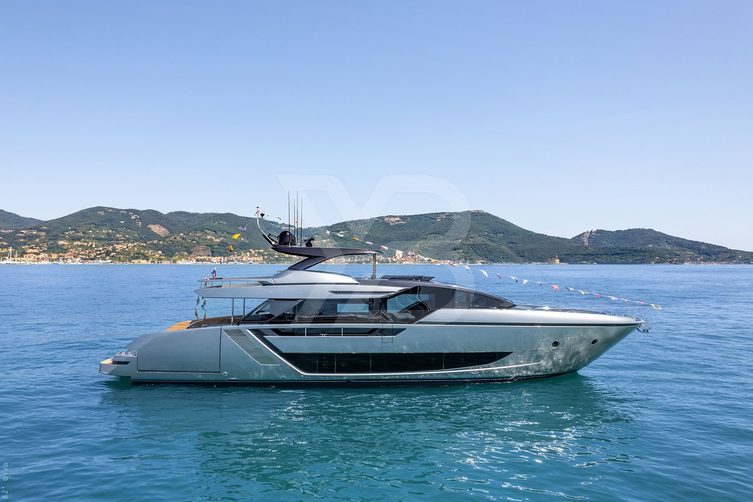 Riva 82/01 yacht exterior 2