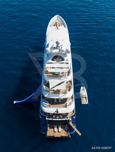 Amaryllis yacht exterior 5