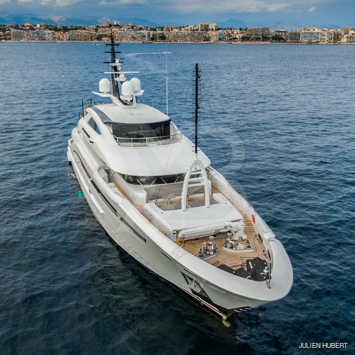 Florentia yacht exterior 28