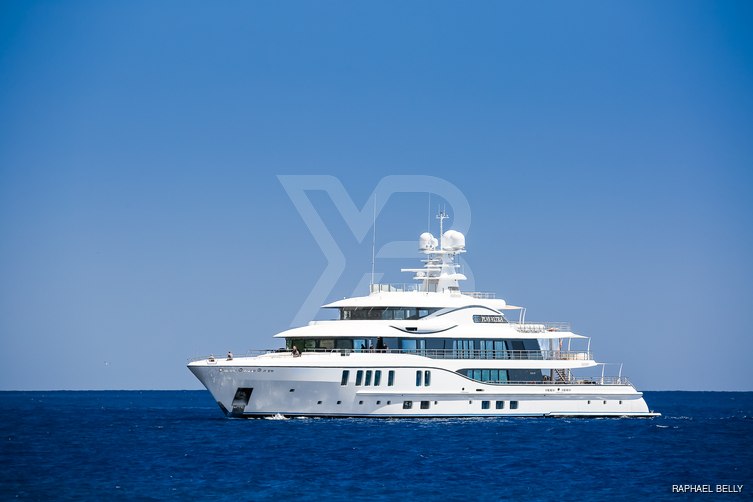 Plvs Vltra yacht exterior 74