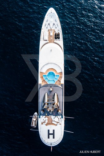 AHS yacht exterior 4