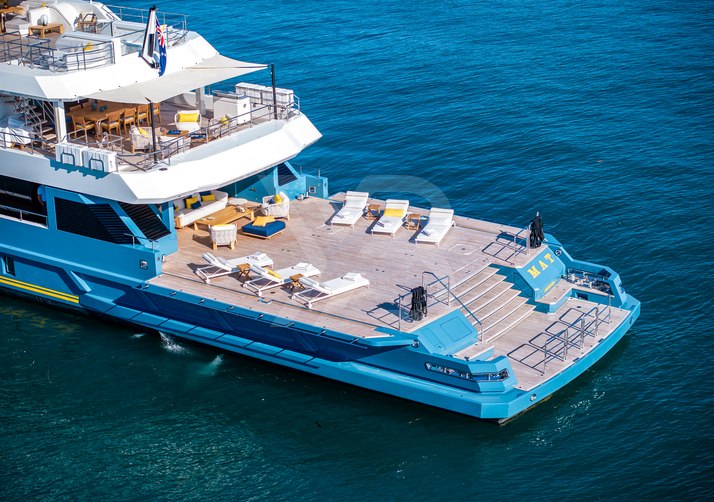 Mat yacht exterior 20