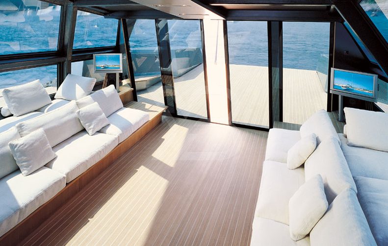 Galeocerdo yacht interior 10