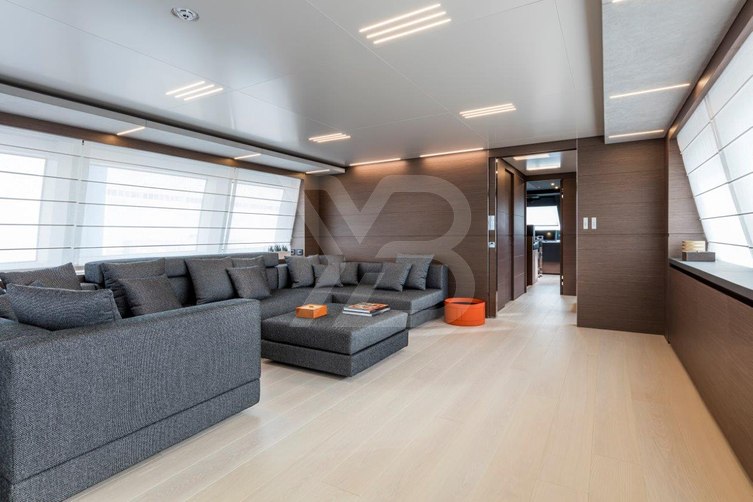 Roma VII yacht interior 6