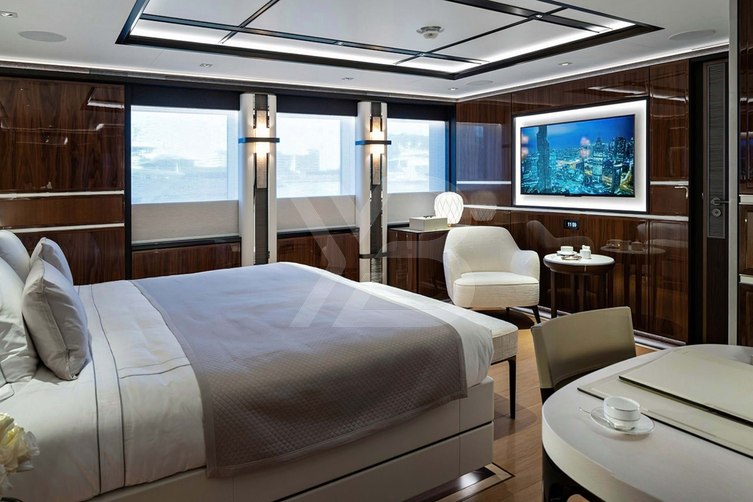 Lusine yacht interior 19