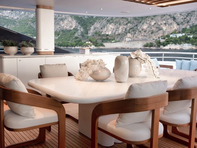 Asani yacht interior 41