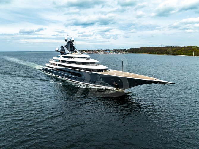 Kismet yacht exterior 69