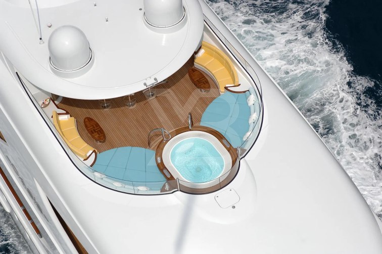 Oasis yacht interior 3