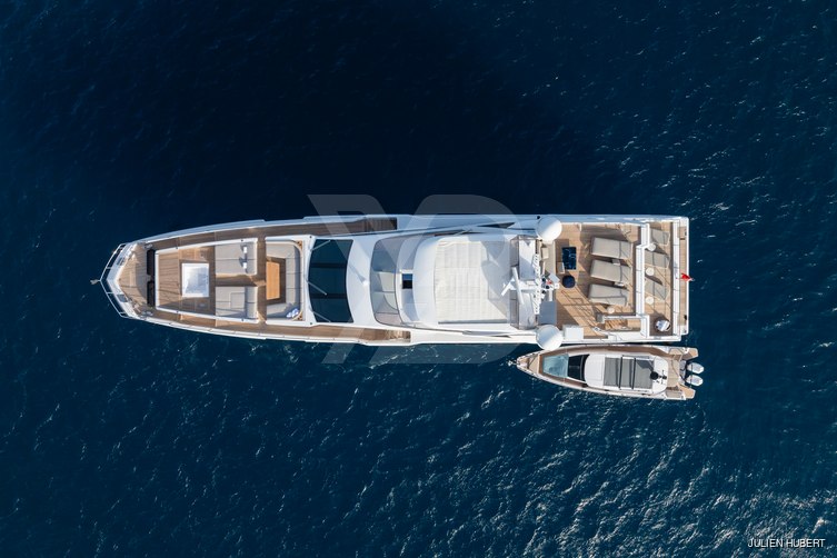 OWO yacht exterior 4