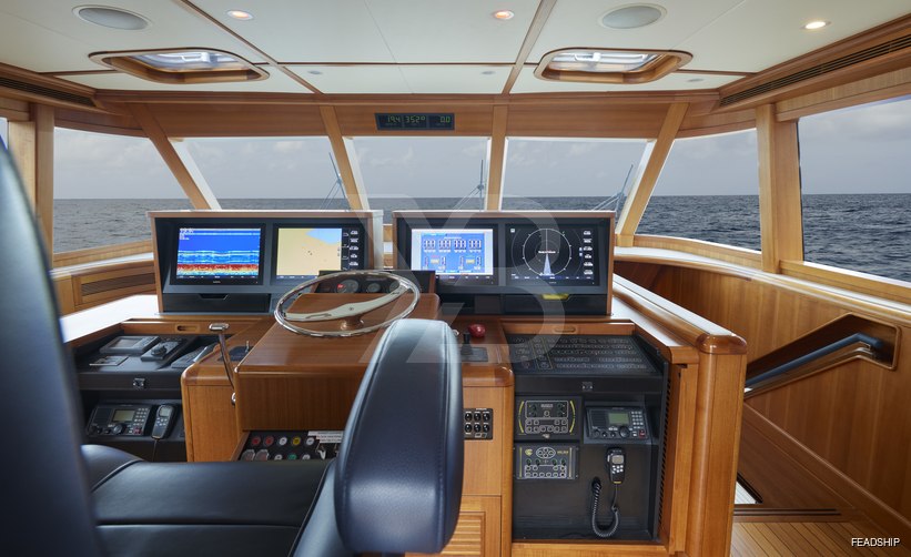 Catch yacht interior 12