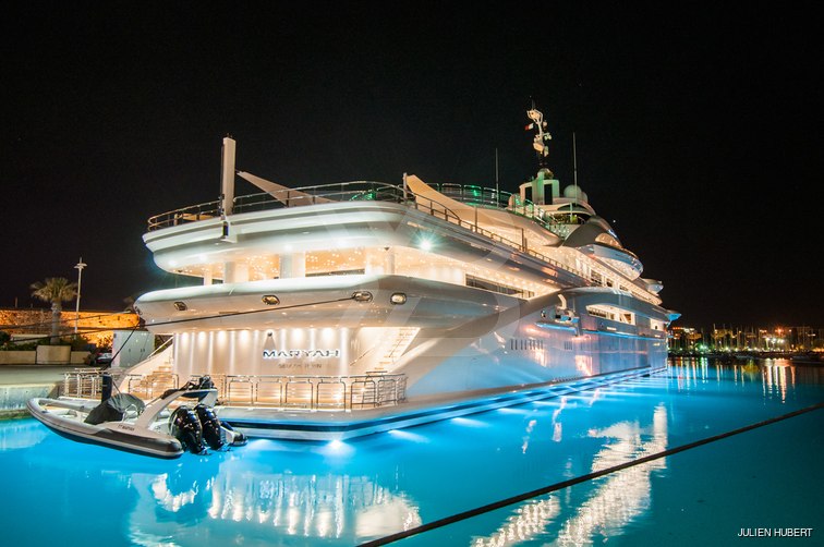 Maryah yacht exterior 8