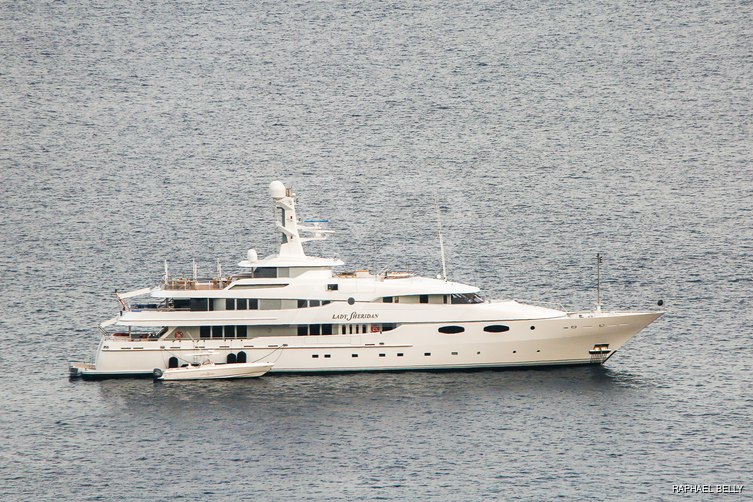 Amaral yacht exterior 4