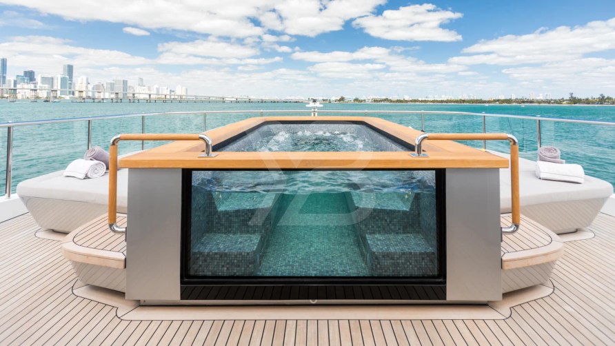 Bacchanal yacht exterior 3